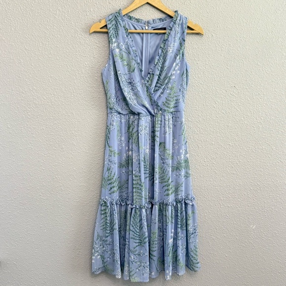 Tommy Hilfiger Floral Dress Size 2 EUC - Picture 1 of 5